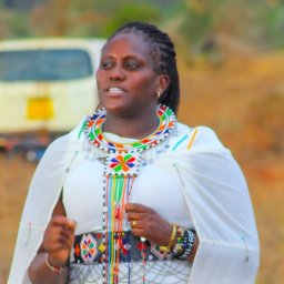 Winnie Resuka